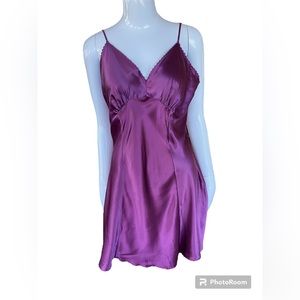 Large 90’s Victoria’s Secret 100% Silk lingerie Purple Slip dress nightie VTG
